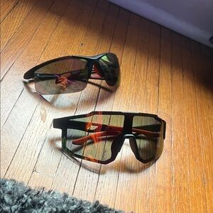 Trendy Black and Silver Men's Sunglasses